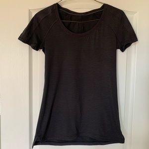 Lululemon Dry Fit Tee - Size 2 - Black w/ accents